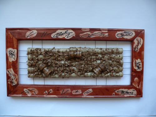 Картины из винных пробок.