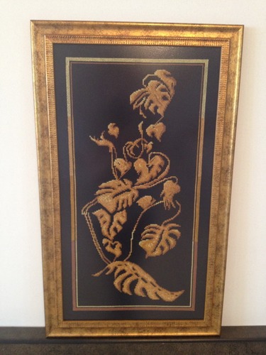 Вышитая картина Золотой цветок