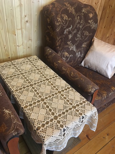 Скатерть из мотивов крючком.