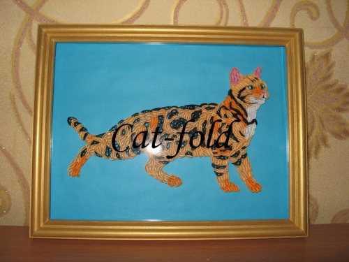 Картина-панно Бенгальская кошка в рамке, под стеклом.