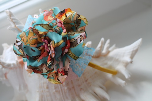 Ободок с цветами